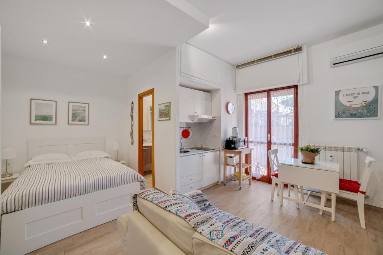Walking Distance From San Pietro Apartamento *